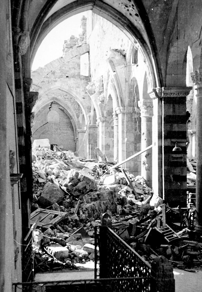 Echternach 1944 Basilika   14